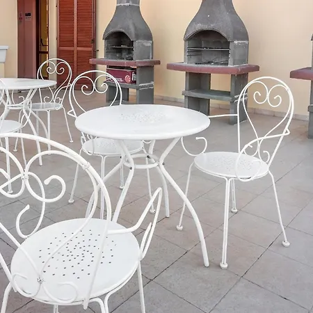 Stylish Le Fontane 1 Bedroom Premium B3 Sleeps 3